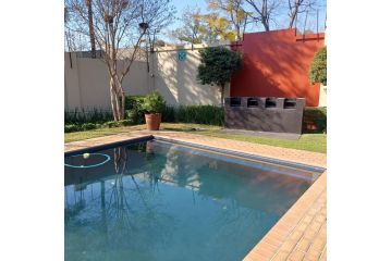 The Best Position Johannesburg Fourways Lonehill Apartment, Sandton - 2