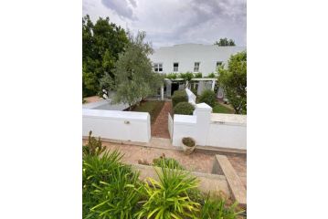 @Sunset Farm 4 -Sleeper Guest house, Stellenbosch - 3