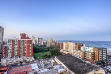 Sunset Haven in North Beach Apartment, Durban - 1