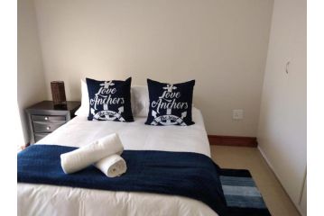 Sunset Heights 7 Penthouse View Apartment, Langebaan - 5