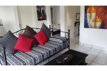 Sunshine Self Catering Apartment, Nelspruit - 1