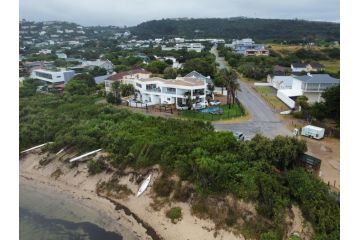 Sunshowers Plett Guest house, Plettenberg Bay - 4