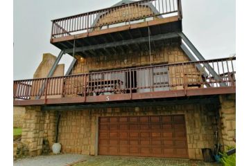 Surf Cabana, a charming 3 bedroom holiday home Guest house, Jeffreys Bay - 1