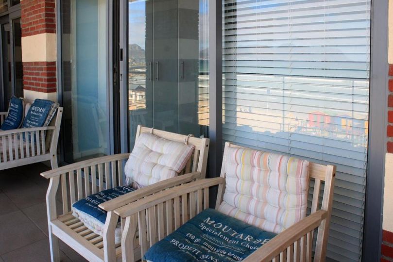 Surfers Penthouse Apartment, Muizenberg - imaginea 19