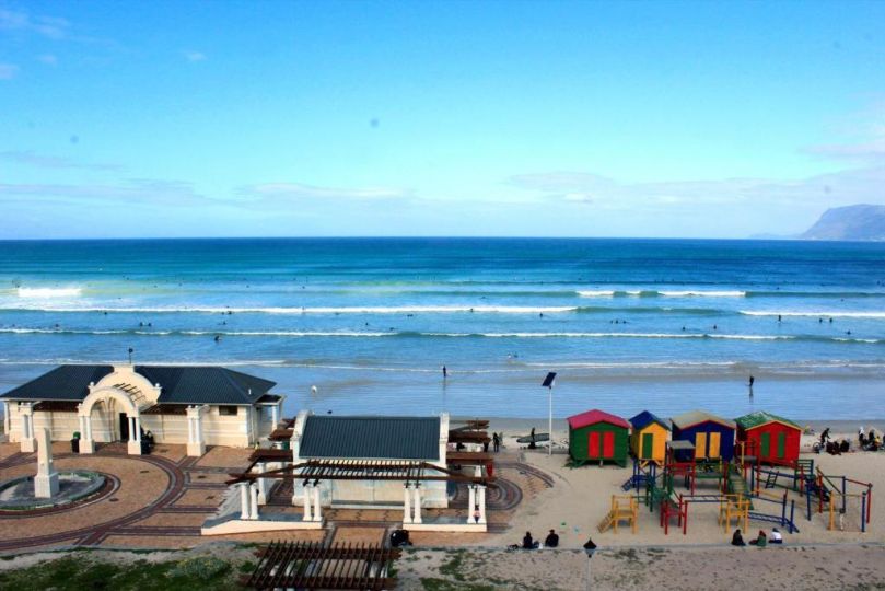 Surfers Penthouse Apartment, Muizenberg - imaginea 16