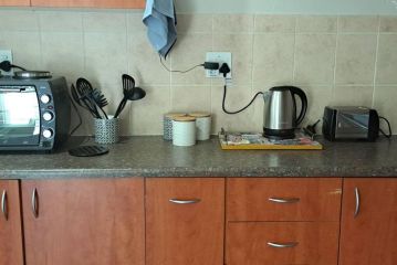 Susanna's Self catering 2 bedroom apartment Apartment, Kimberley - 1