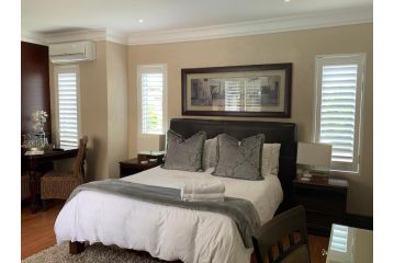 Swanepoel Guesthouse Guest house, Jeffreys Bay - 2