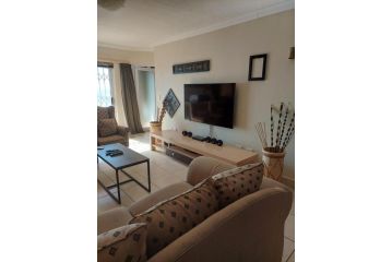 SYMSTAY Don Diaz Apartment, Jeffreys Bay - 3