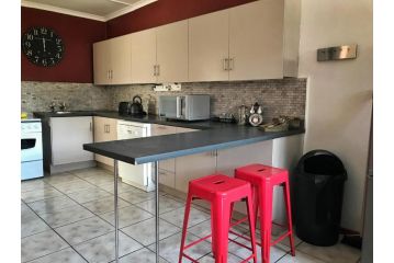 Take a Break Self Catering Accommodation Apartment, Knysna - 3