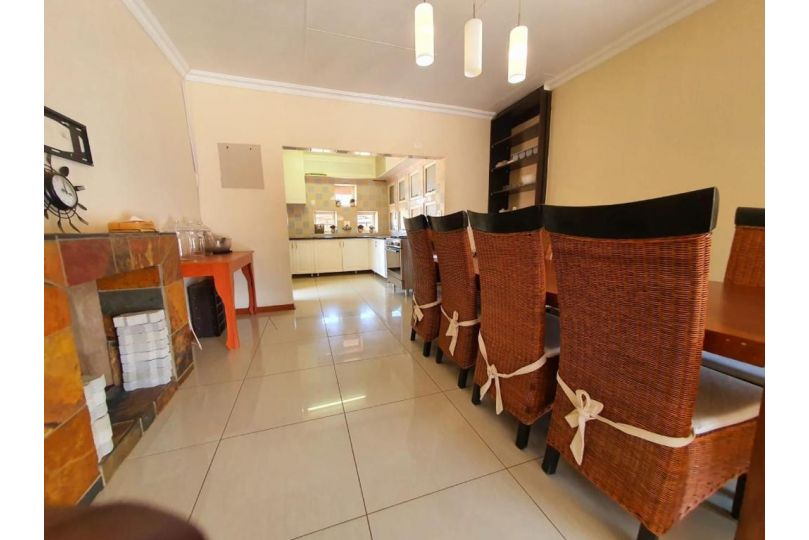 Tenacity Guesthouse - Riviera Park Guest house, Mahikeng - imaginea 13