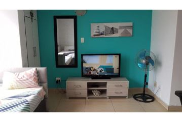 Tenbury Apartments Apartment, Durban - 4