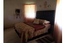 Thatched roof 4 bedroom house air-conditioned Guest house, Graskop - thumb 15