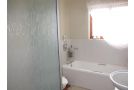 The Bay Lodge Bed and breakfast, Gansbaai - thumb 15