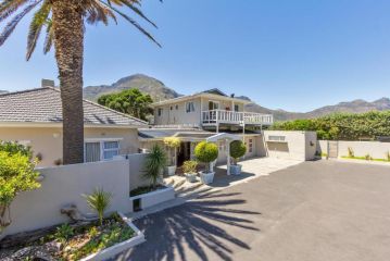 The Beach House Guest house, Hout Bay - 2
