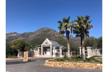 The beachclub 17 Apartment, Hout Bay - 3