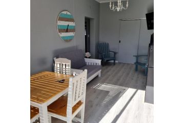 The Beachhouse I Apartment, Mossel Bay - 2