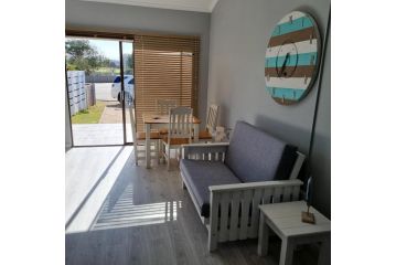 The Beachhouse I Apartment, Mossel Bay - 4