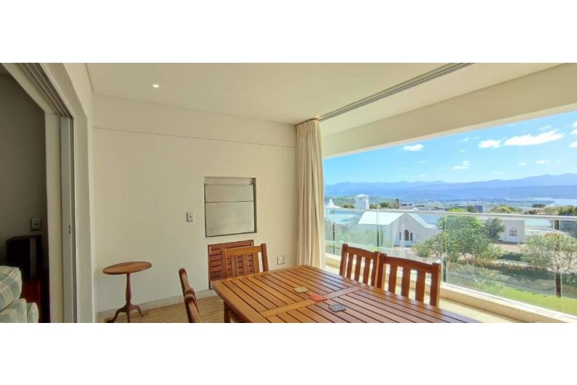 The Bella - 6 Sleeper - Sea Views Pool & Patio Apartment, Plettenberg Bay - imaginea 5