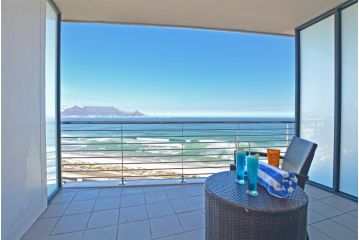 Blaauwberg Beach Hotel, Bloubergstrand - 1