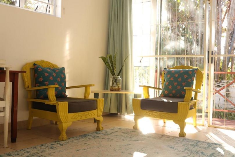 The Yellow Door Guesthouse Guest house, East London - imaginea 13