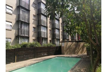 The Bridgeview Apartment, Johannesburg - 5