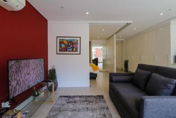 The Capital Mirage 704 by CTHA Apartment, Cape Town - 4