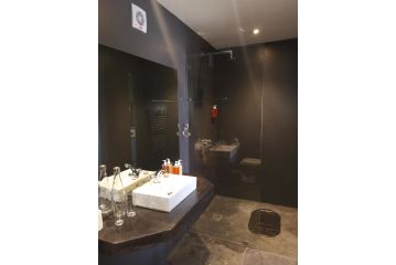 The Capri Green Guest house, Knysna - 5