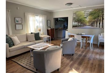 THE CORNER COTTAGE Apartment, Somerset West - 3
