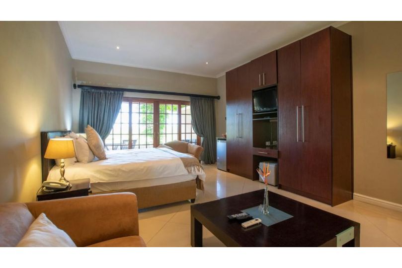 The Country Guesthouse Bed and breakfast, Stellenbosch - imaginea 5