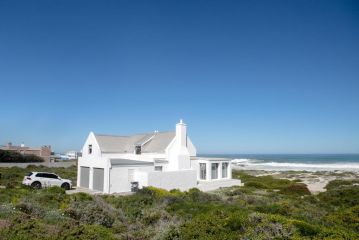 The Duinhuis Yzerfontein Villa, Yzerfontein - 1
