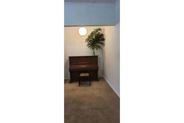 The Farm House Guest house, Delville - 5