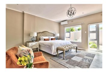 The Good Host Guest house, Hout Bay - 4