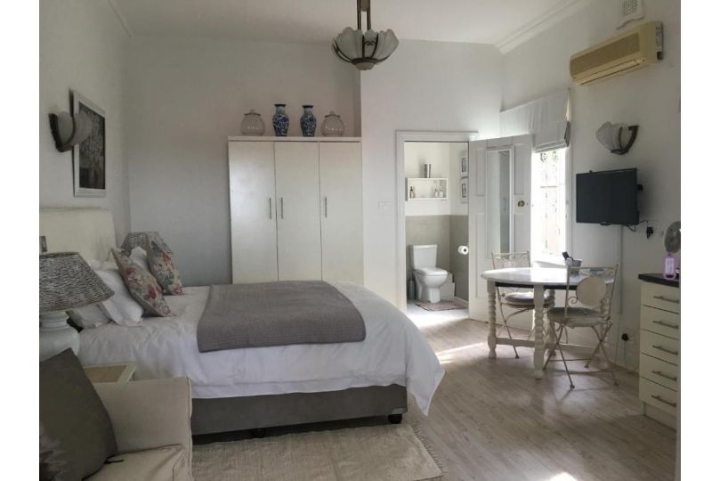 The Good Life Apartment, Durban - imaginea 6