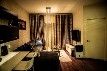 The Green Pillar Apartment, Johannesburg - 1