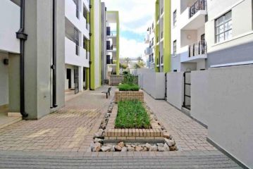 Exquisite Comfortable and Affordable Elegant Place Apartment, Johannesburg - 1
