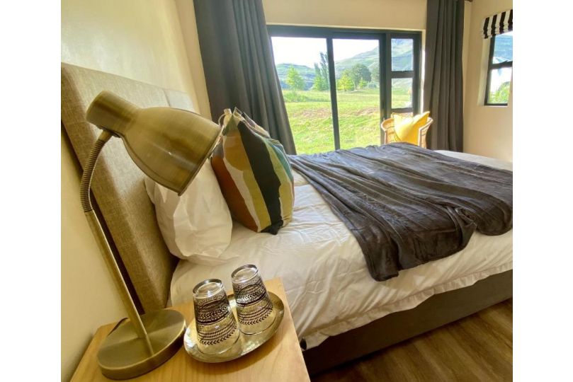 Valley Lakes THE LODGE Guest house, Underberg - imaginea 16