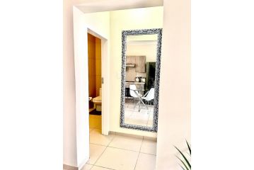 Ground Floor Apartment Midrand Apartment, Midrand - 5