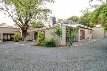 The Nightingale Guesthouse Guest house, Bloemfontein - 4