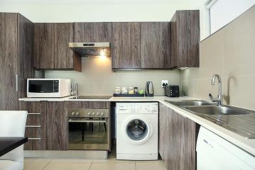 The Odyssey Lifestyle Complex Morningside - 2 BR Apartment, Johannesburg - 3