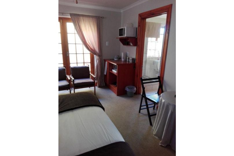 The Olde House Apartment, Port Elizabeth - imaginea 2