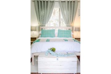 The Orange Bowl Apartment, Paarl - 4