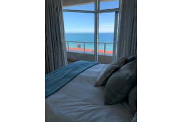 702 Oyster Schelles Apartment, Durban - 2