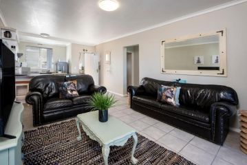 The Potting Shed Self Catering Apartment, Hermanus - 1