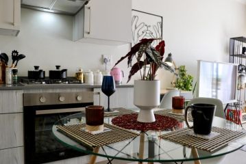 The Red Portrait @ Caldswald Apartment, Midrand - 5
