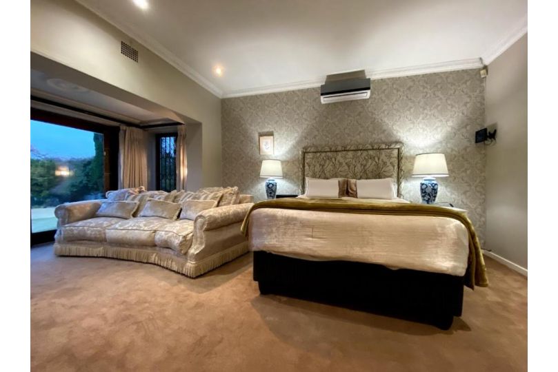 The Ridgeback, 4 Bedroom House Bryanston Guest house, Johannesburg - imaginea 19