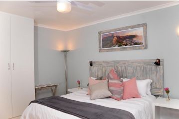 The Salt House Guest house, Hout Bay - 4