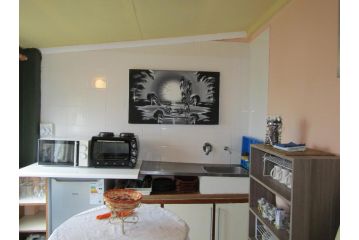 The Shack Apartment, Scottburgh - 4
