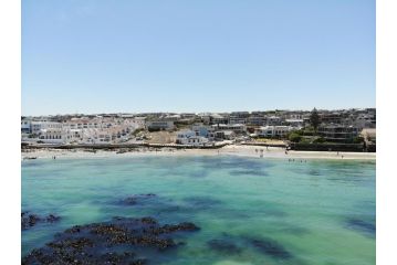 The Sir David Boutique Guest house, Bloubergstrand - 3