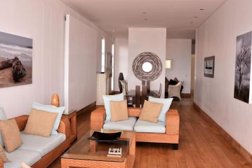 The Square 3 Apartment, Plettenberg Bay - 4